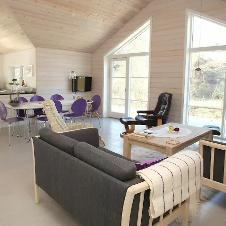 Quaint Holiday In With Whirlpool Tatil Evi Ebeltoft
